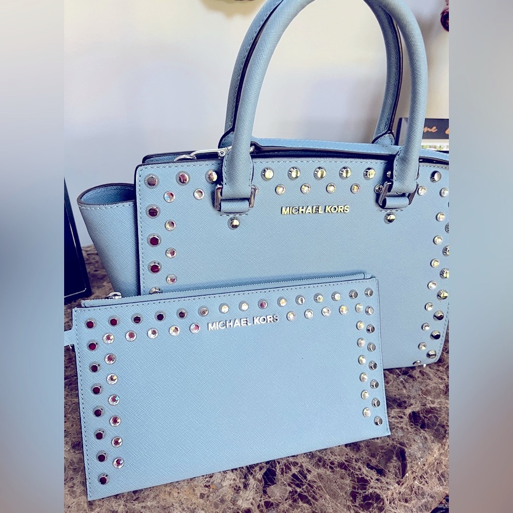 🌸🌸🌸Michael Kors Light Blue Studded Handbag /matching Michael Kors Studded Pouch